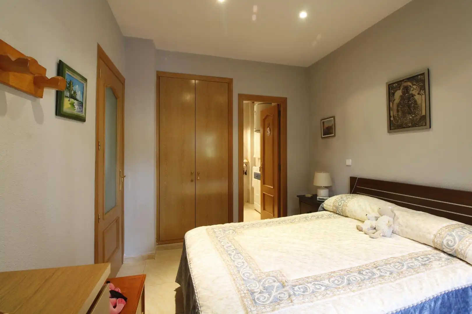 Dormitori de Apartament en venda en Madrid amb Aire condicionat, Calefacció i Moblat