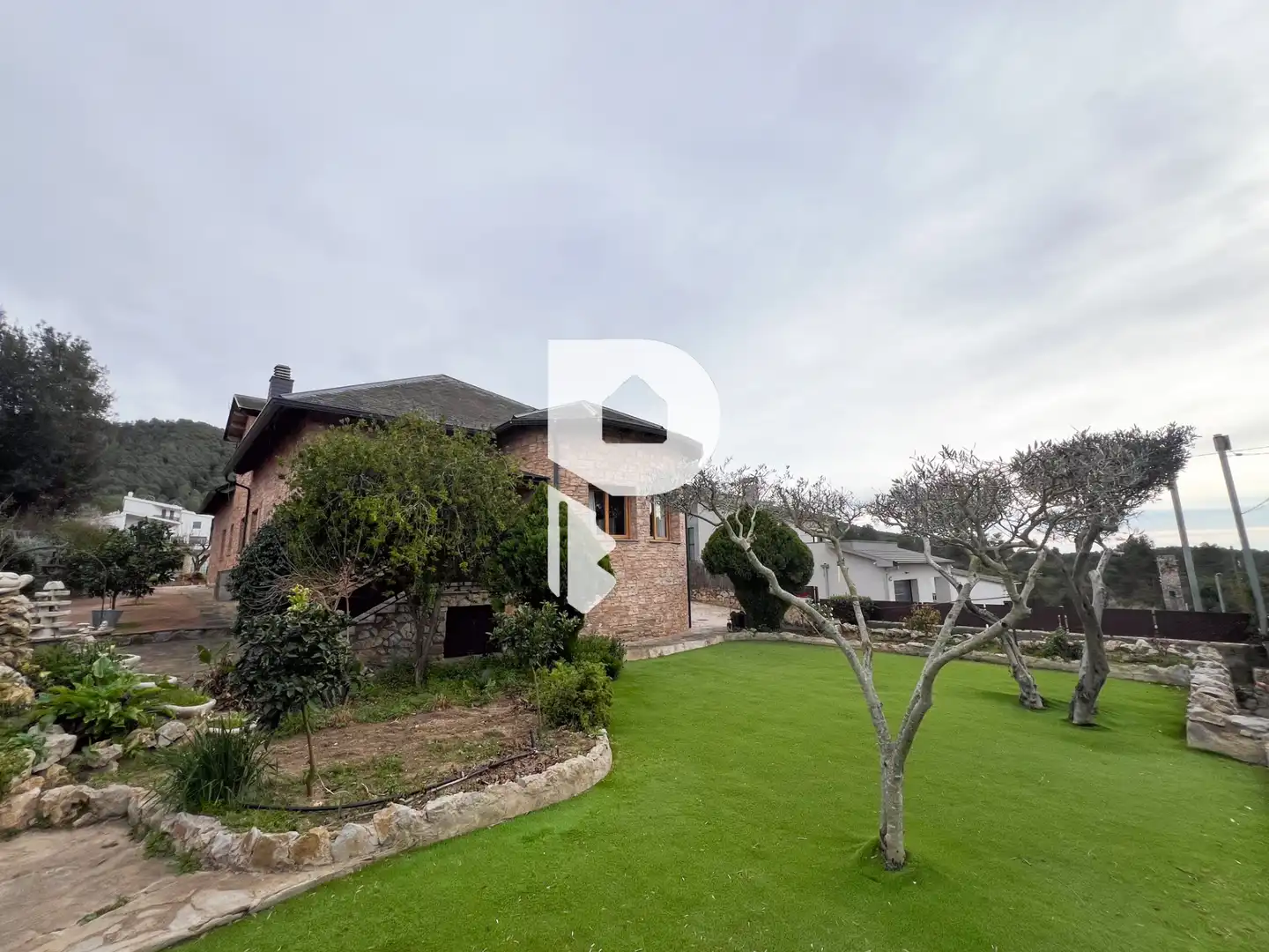 Jardí de Casa o xalet en venda en Vallirana amb Aire condicionat, Calefacció i Jardí privat