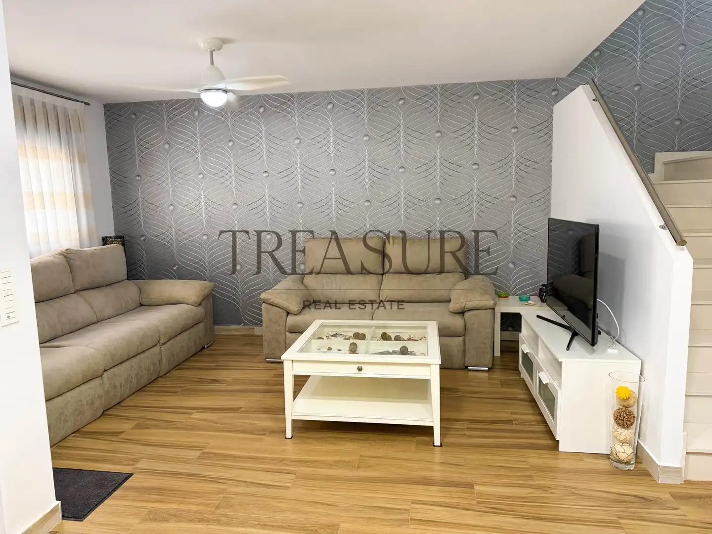 Sala de estar de Casa o chalet en venta en Pilar de la Horadada con Calefacción, Jardín privado y Terraza