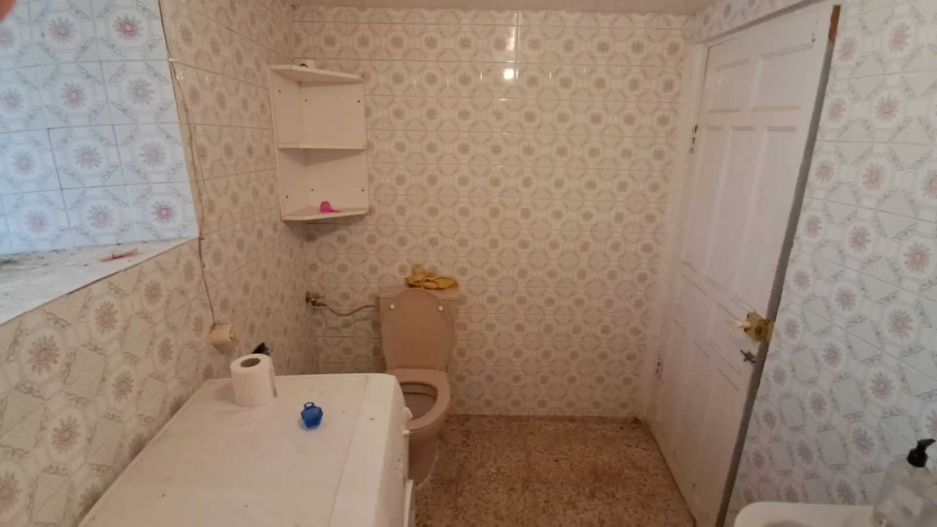 Badezimmer von Country house zum Verkauf in Basconcillos del Tozo