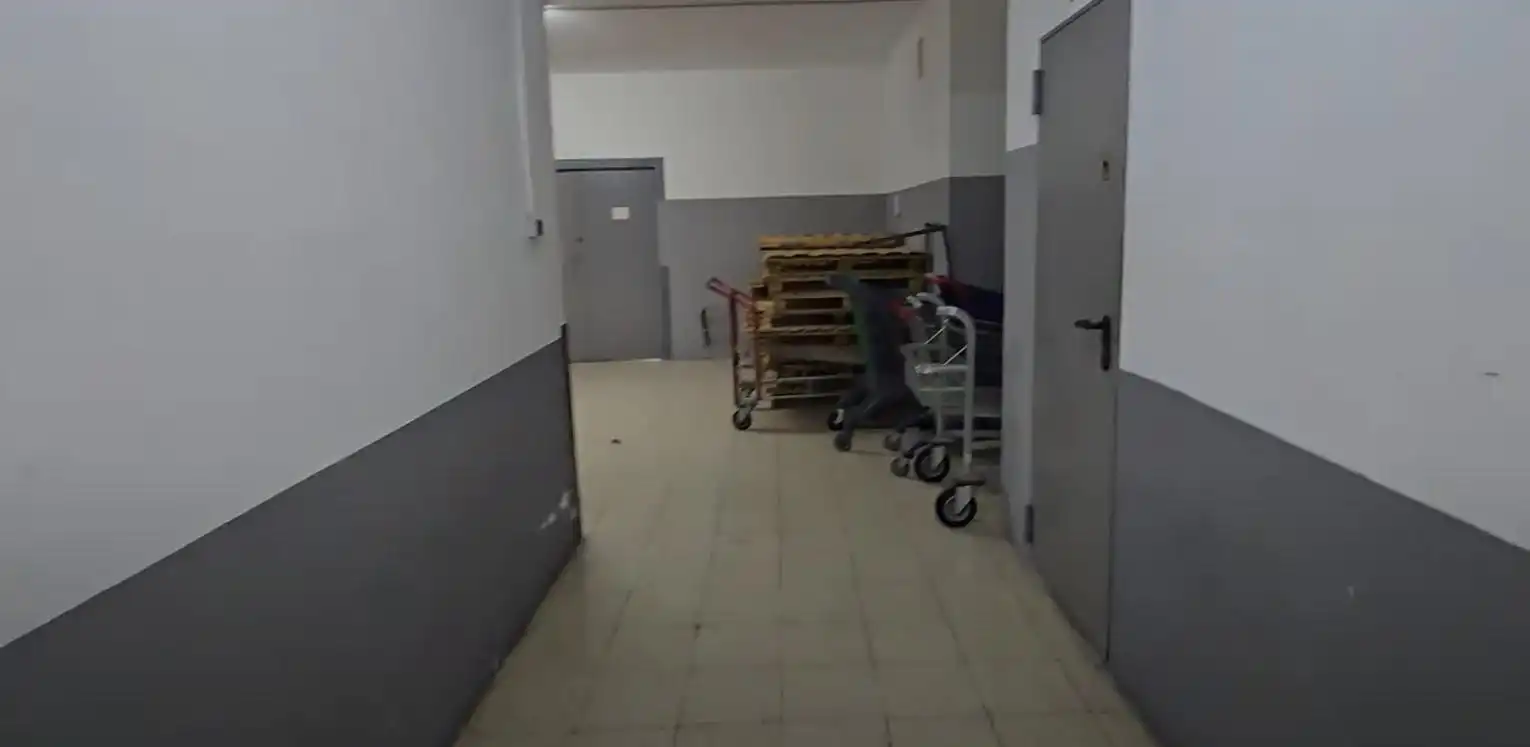 Fabrikhallen zum Verkauf in Badalona