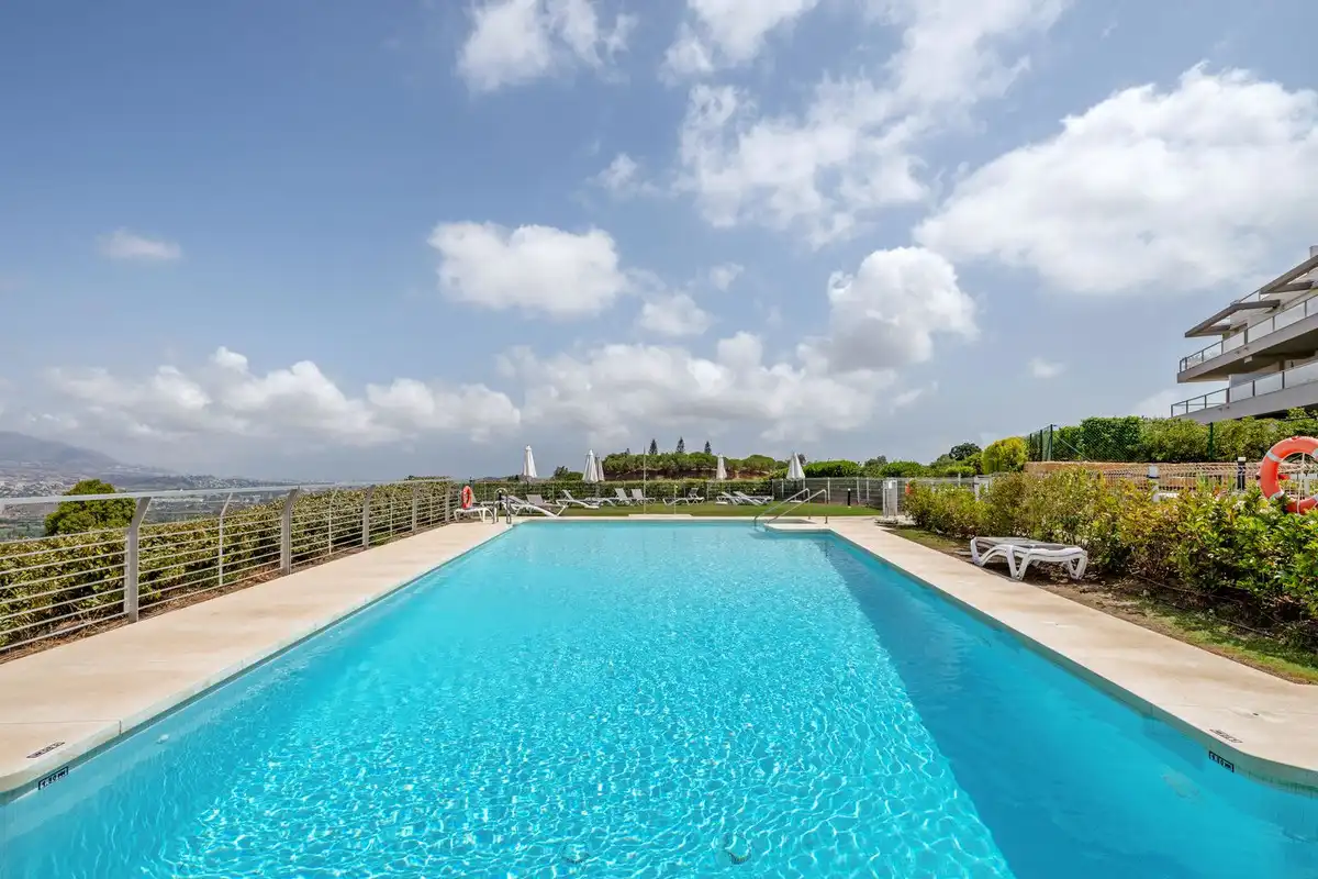 Piscina de Apartamento en venta en Mijas con Aire acondicionado, Amueblado y Piscina comunitaria