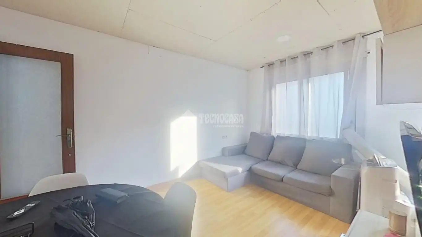 Wohnzimmer von Wohnung zum Verkauf in Ripollet mit Balkon