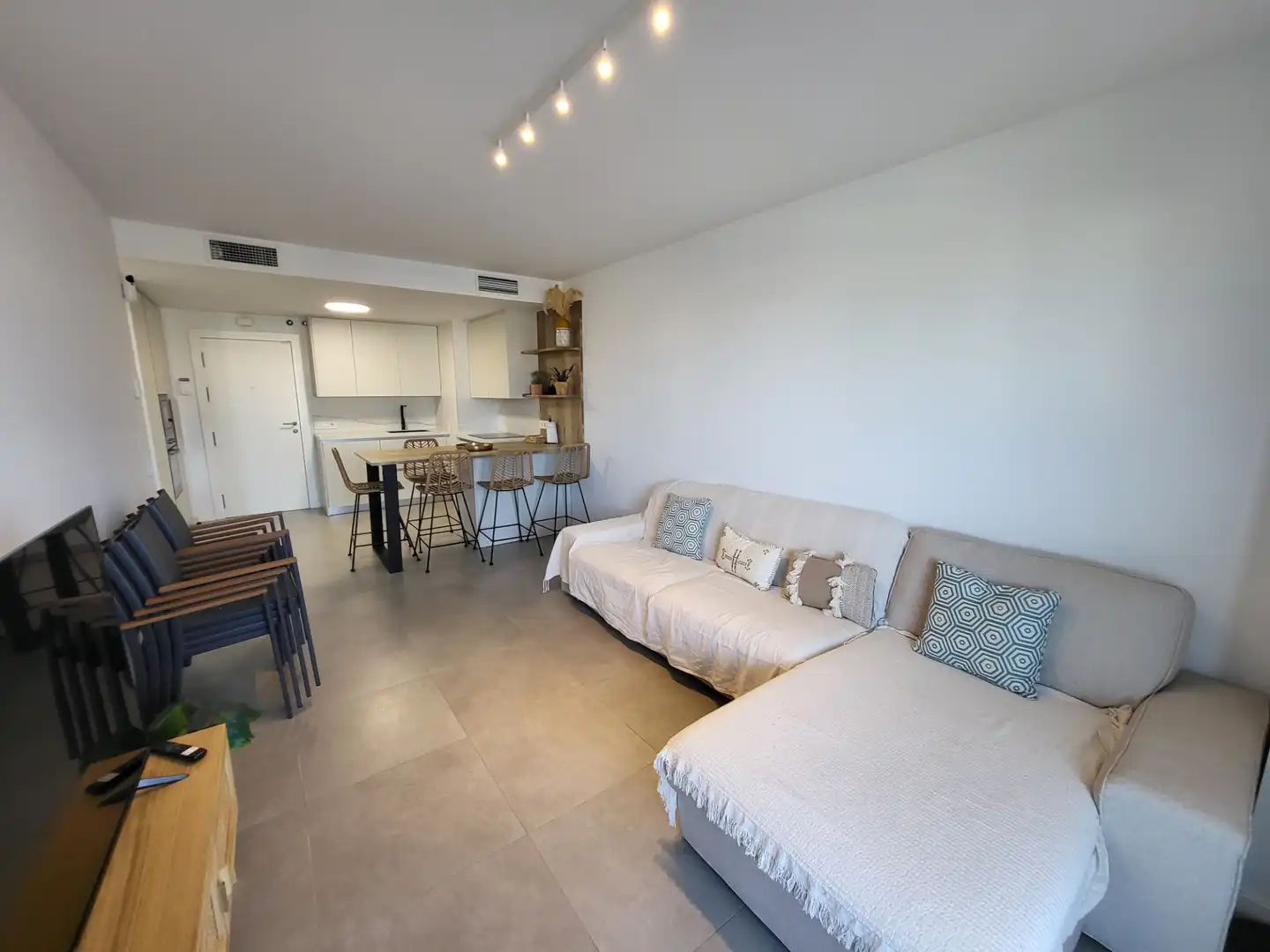 Sala de estar de Piso de alquiler en Almería con Aire acondicionado, Calefacción y Terraza
