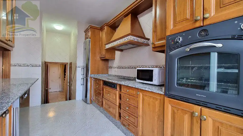 Cocina de Casa o chalet de alquiler en El Puerto de Santa María con Aire acondicionado, Calefacción y Terraza