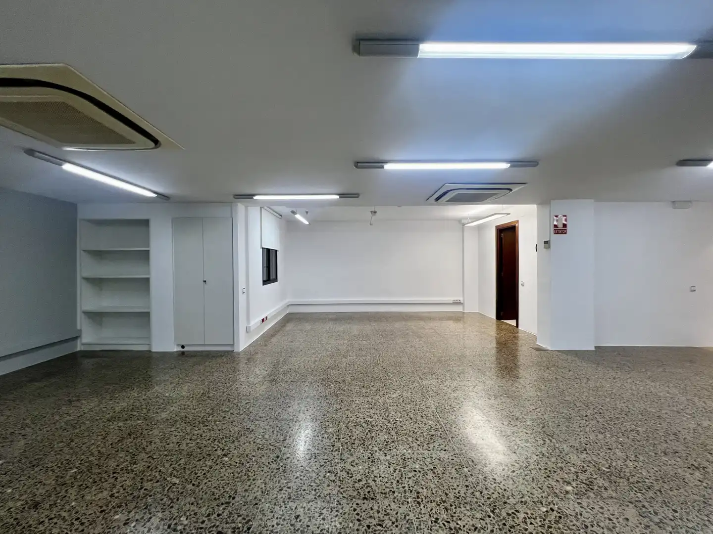 Geschaftsraum zur Miete in Les Corts