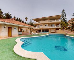 Piscina de Casa o xalet en venda en La Manga del Mar Menor amb Aire condicionat, Piscina i Balcó