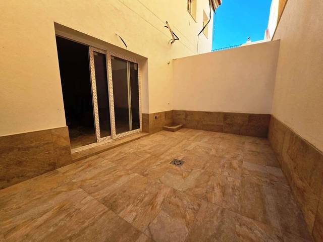Casa adosada en Venta en Centro