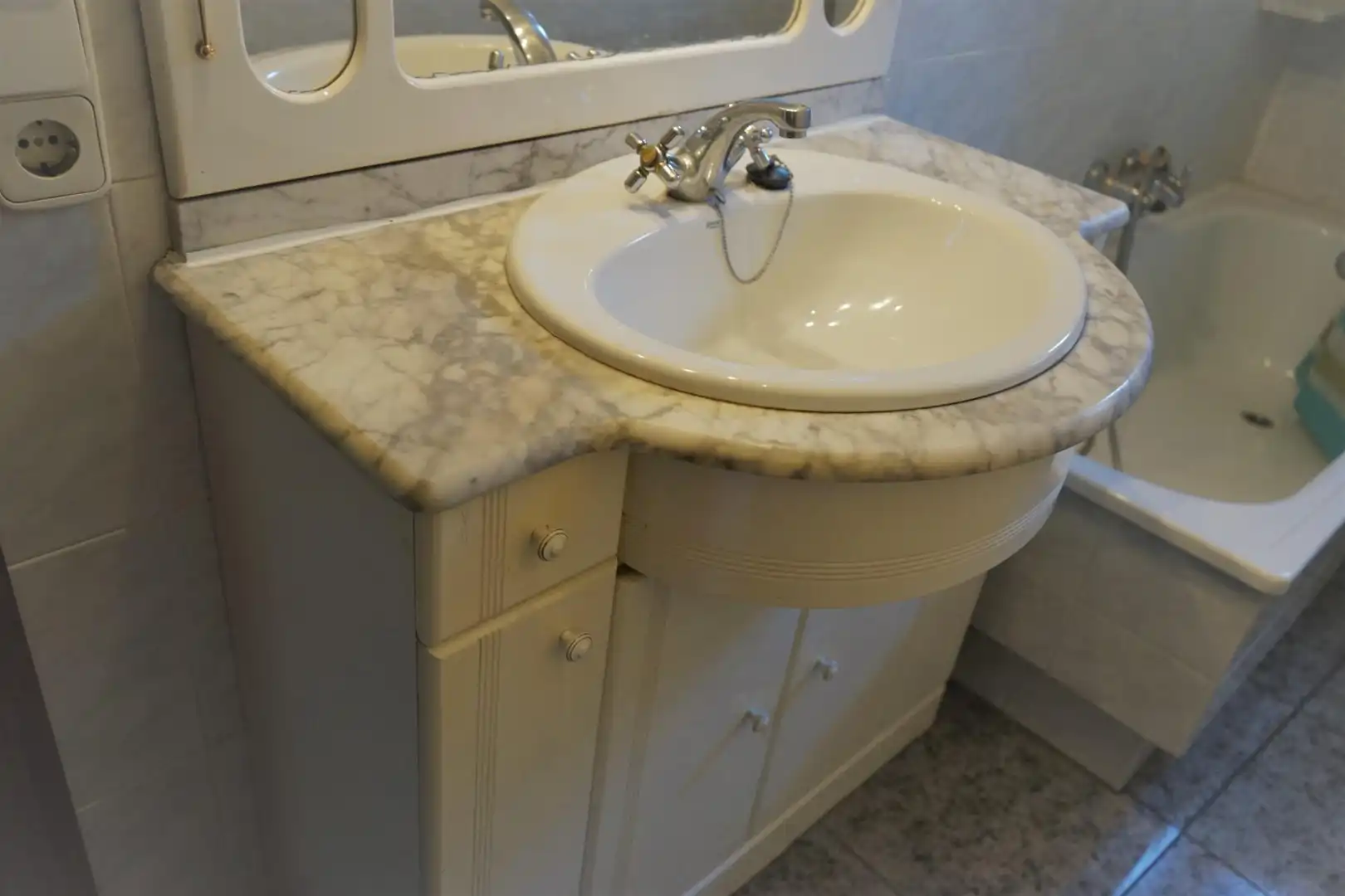 Baño de Piso en venta en Requena con Trastero y Balcón