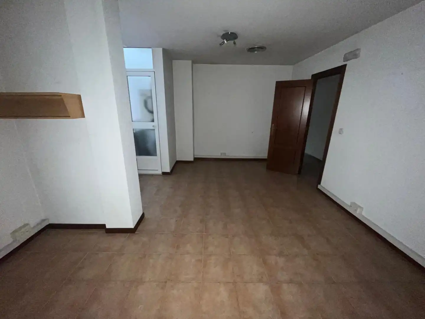 Büro zur Miete in Zaragoza mit Klimaanlage und Heizung