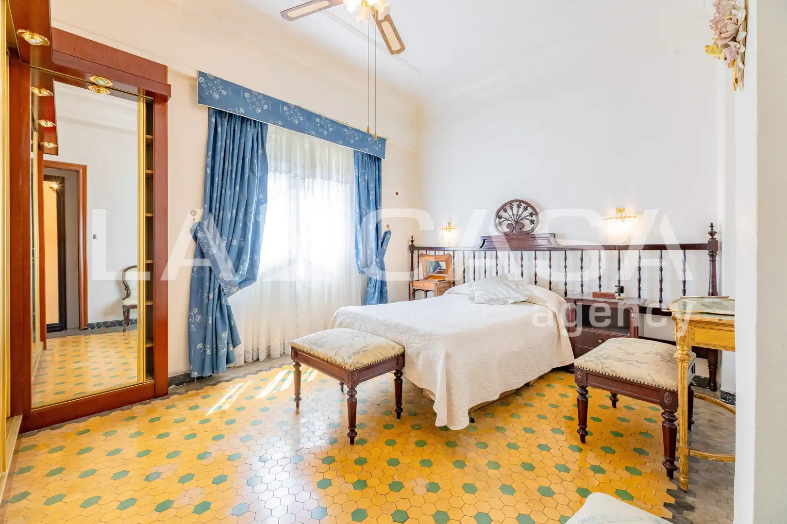 Bedroom of Flat for sale in Valencia  with Heating and Balcony