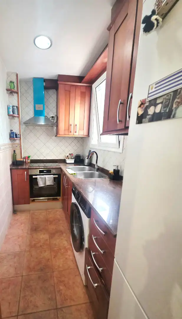 Küche von Wohnung zum Verkauf in Barcelona mit Klimaanlage, Heizung und Parkett
