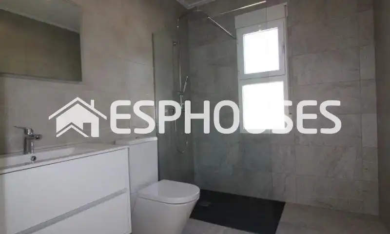 House with terrace for sale in El Pinós / Pinoso, imagen 4