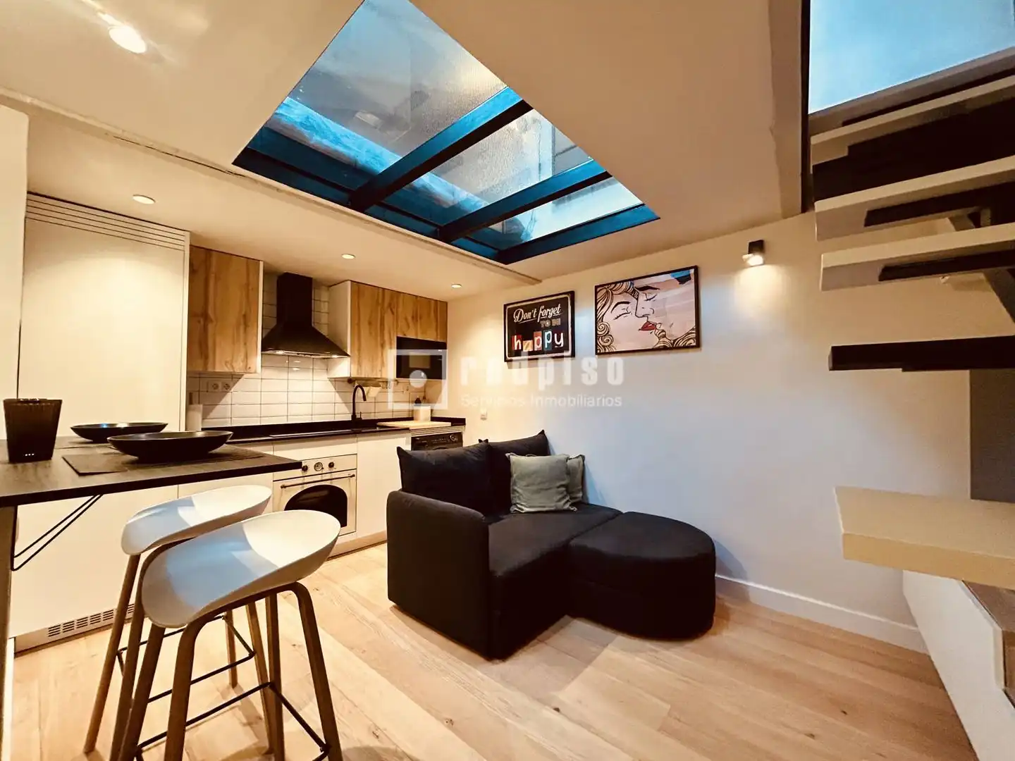 Duplex with lift to rent in del Ave María, imagen 2