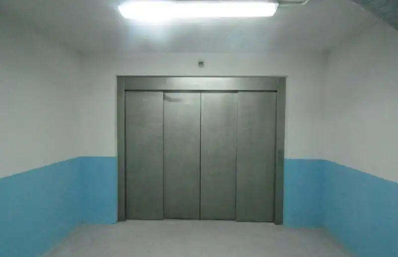 Garage zum Verkauf in POETA MANFER DE LA LLERA, Villanueva de Oscos
