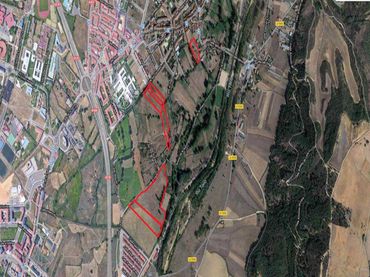 Terreny residencial en venda a CLARIN-VO