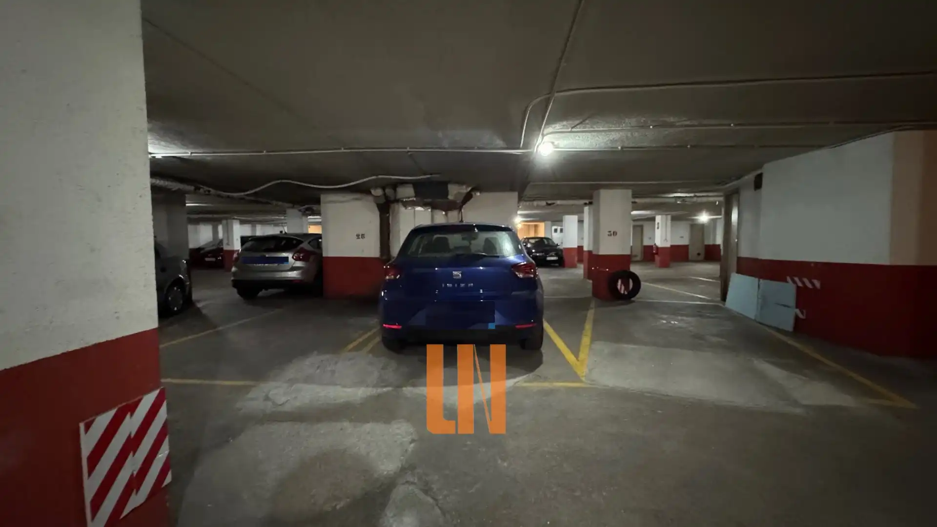 Parking de Piso en venta en Lugo con Calefacción, Trastero y Horno
