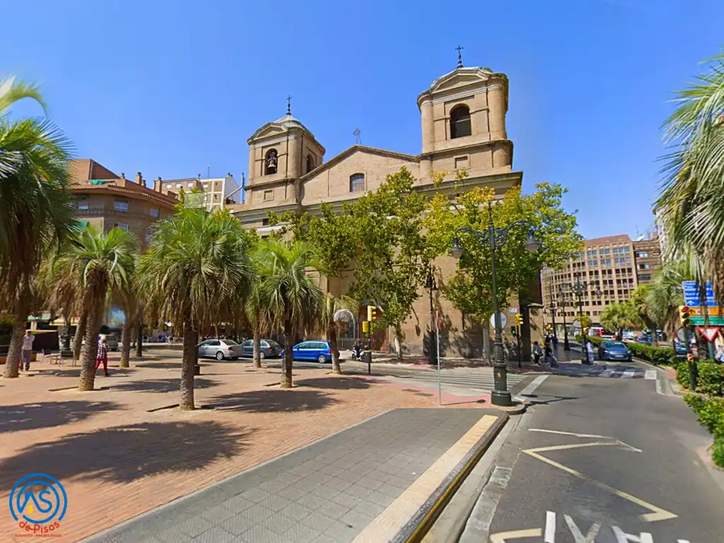 Pis de lloguer a Calle del Conde de Aranda, 142, San Pablo
