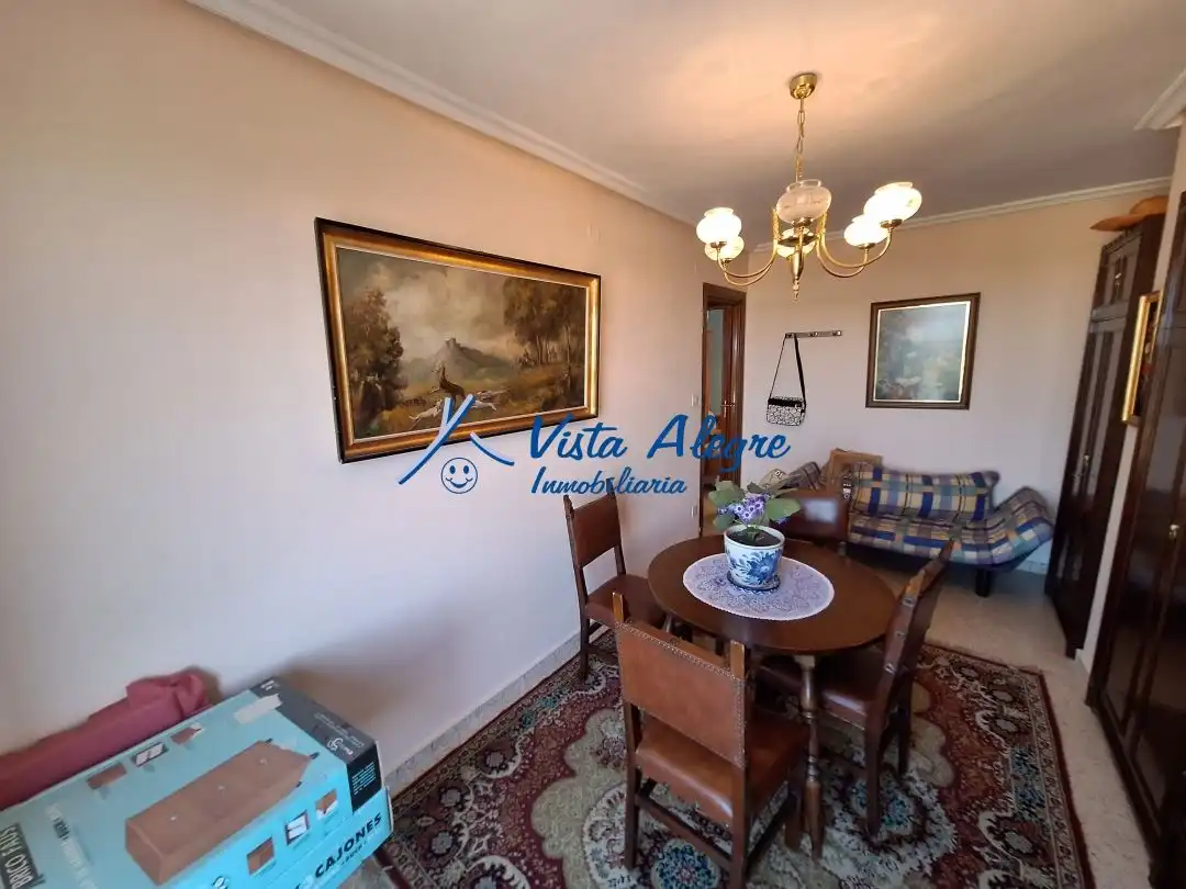 Sala de estar de Piso en venta en San Vicente de la Sonsierra con Calefacción, Trastero y Amueblado