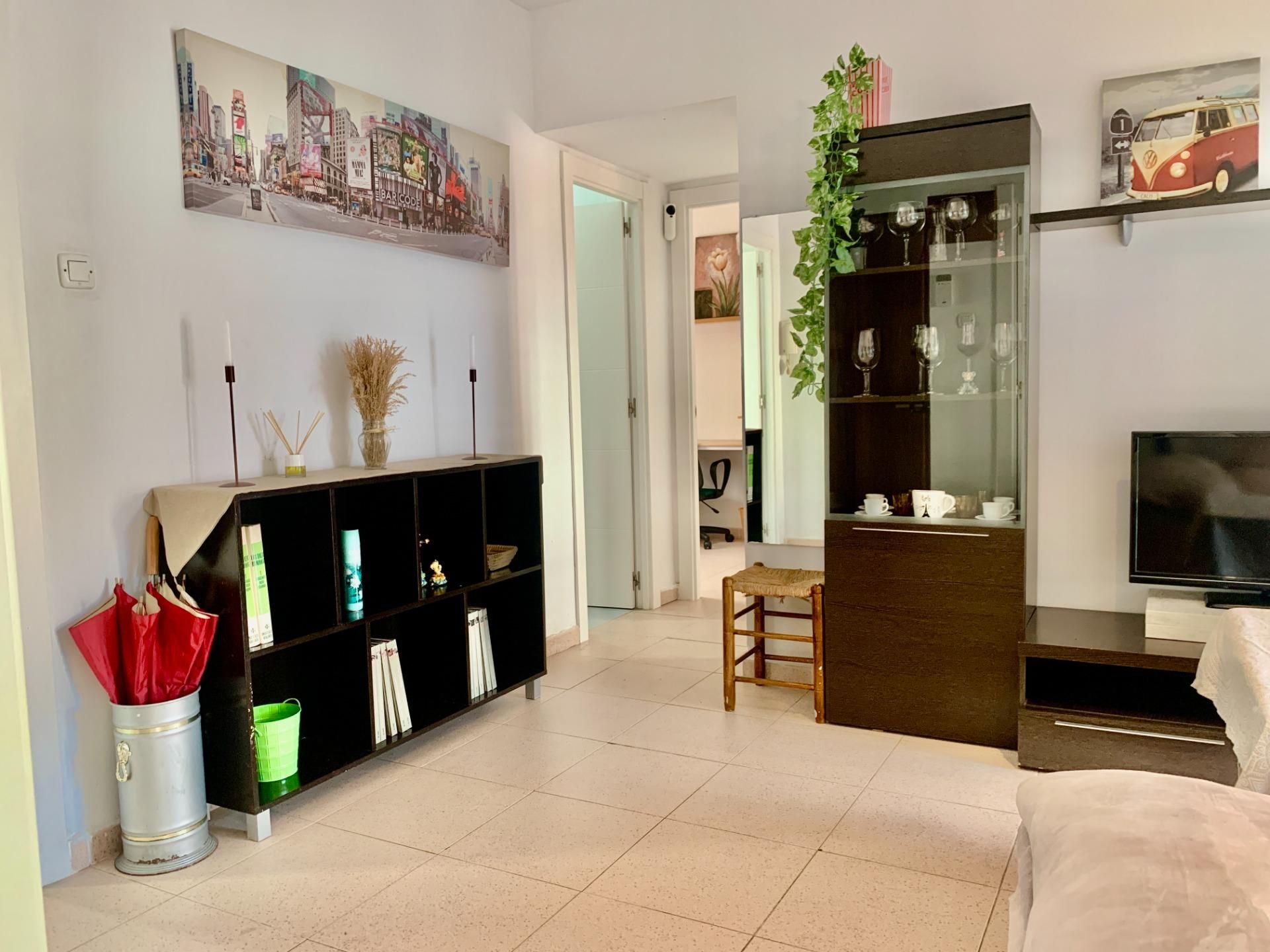 Flat for sale in  Sevilla Capital  with Air Conditioner and Balcony