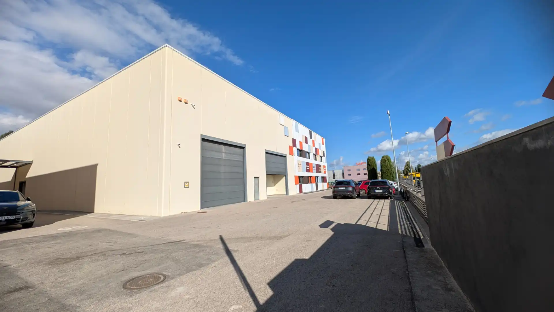 Industrial building for sale in Carrer Can Pau Birol