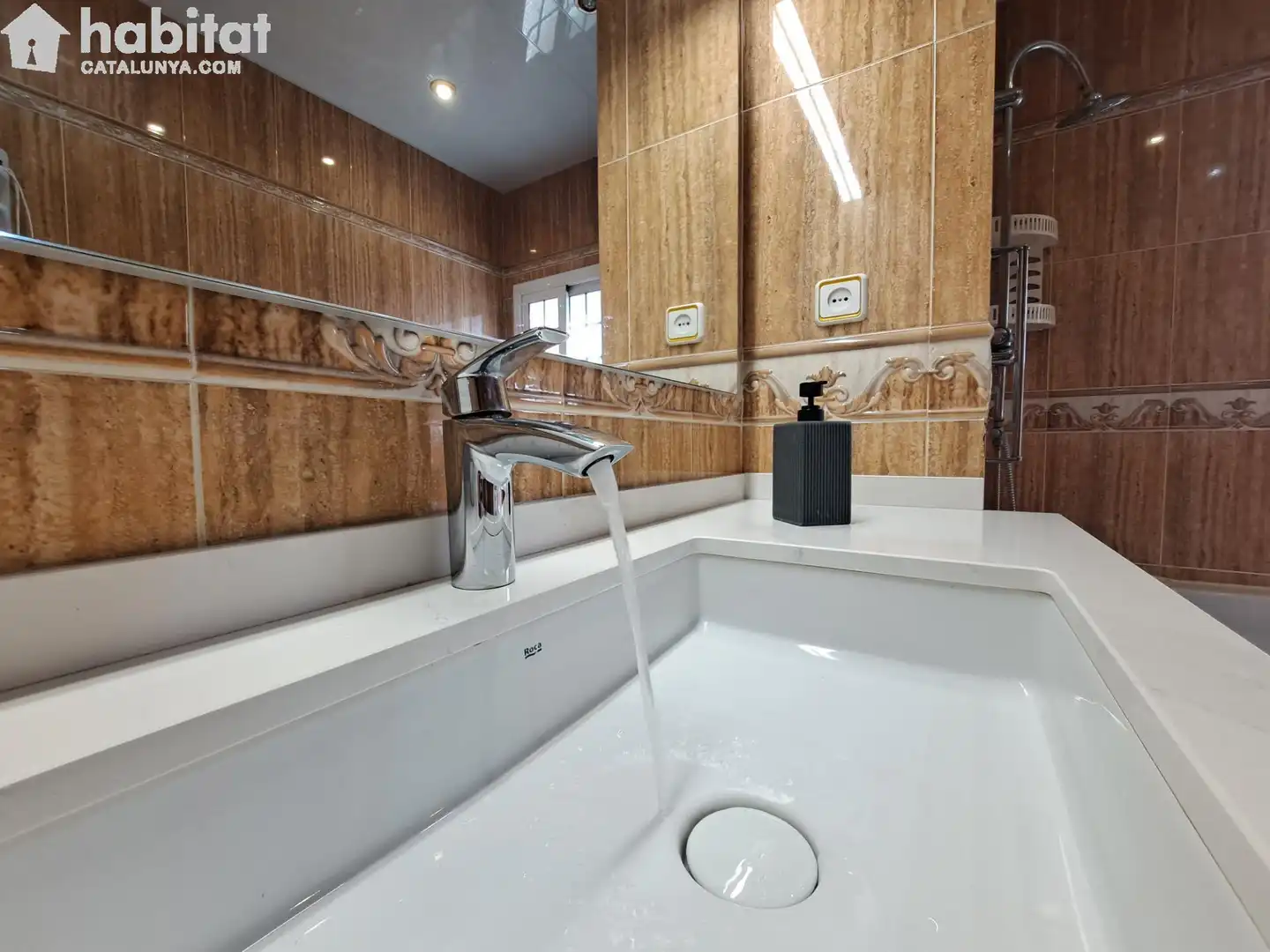 Bathroom of Houses for sale in Masquefa  with Air Conditioner, Heating and Private garden