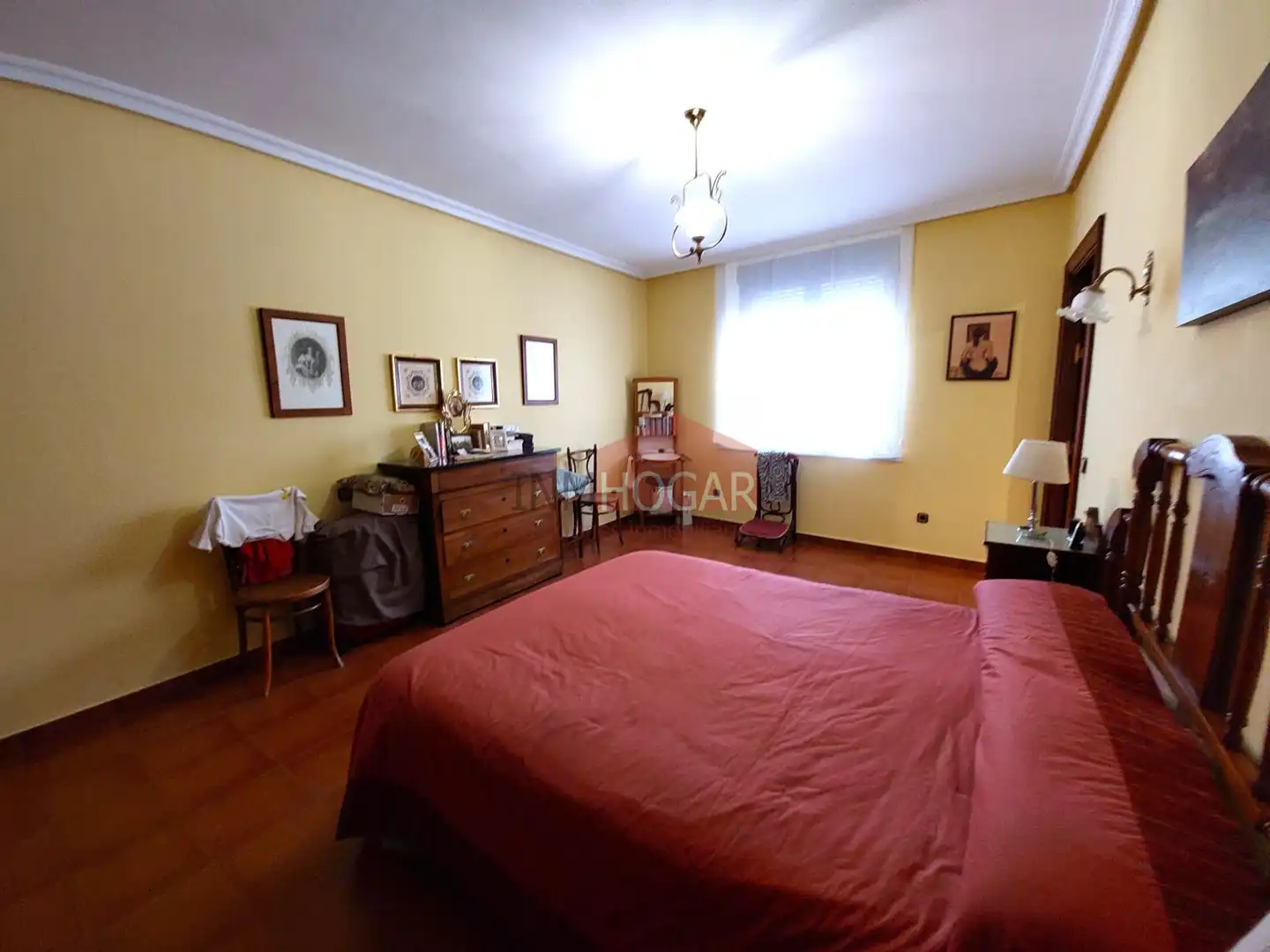 Bedroom of Houses for sale in Gutierre-Muñoz  with Heating, Private garden and Storage room