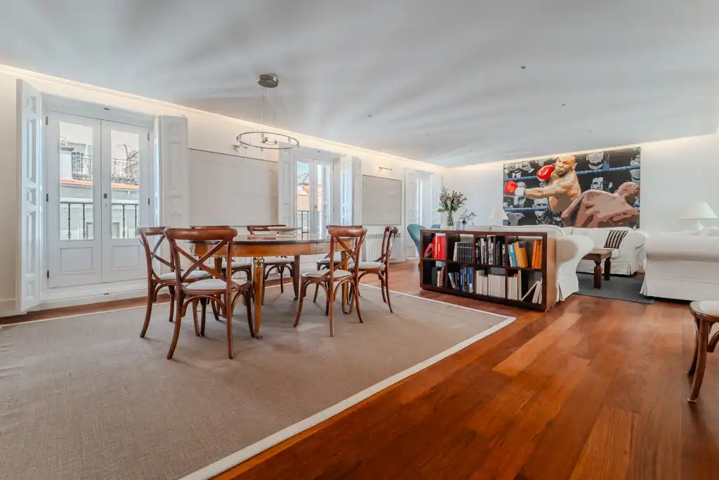 Dining room of Flat for rent in Madrid  with Air Conditioner, Heating and Balcony