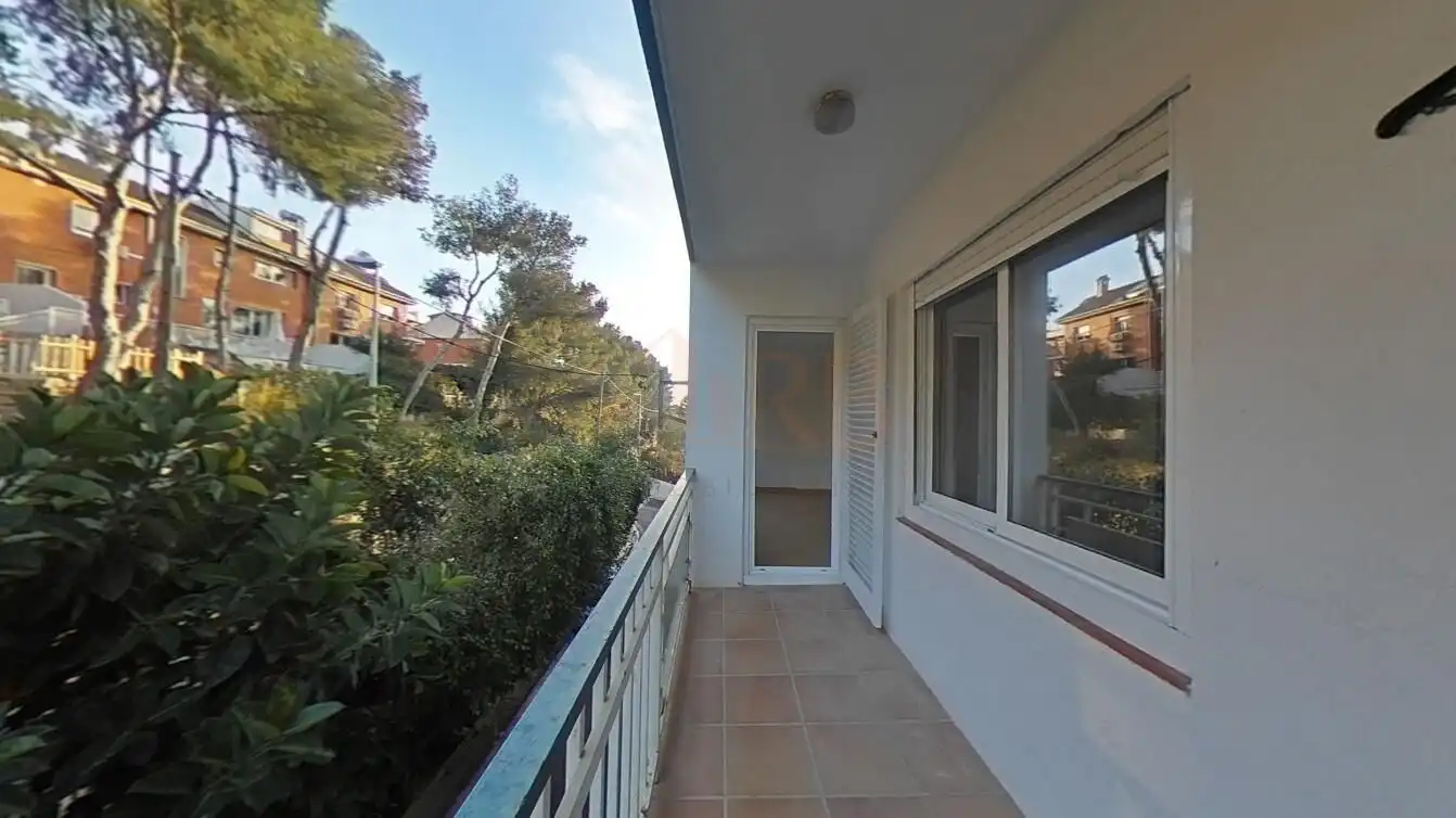 Terraza de Piso en venta en Castelldefels con Terraza y Piscina comunitaria