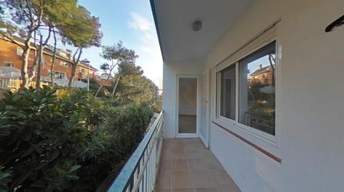 Foto 2 de Pis en venda a Calle Azorin, 19, El Poal, Castelldefels