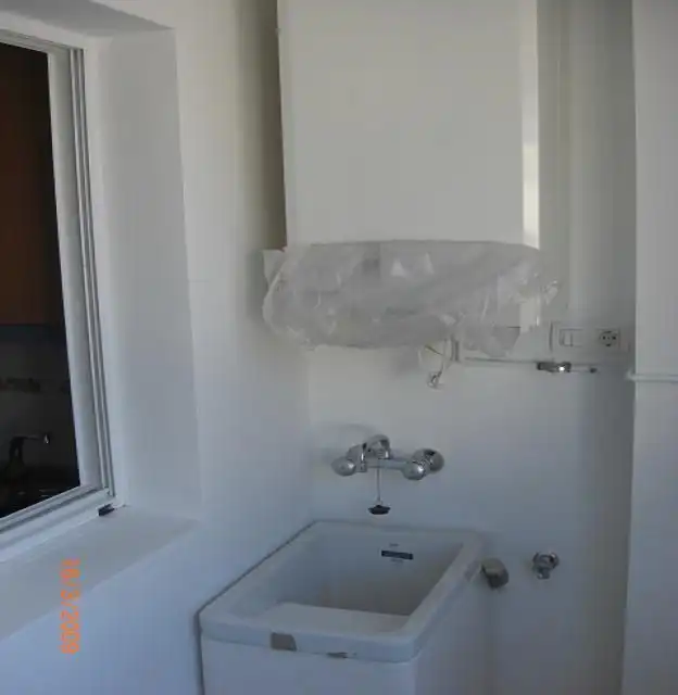 Baño de Piso de alquiler en Ferrol con Calefacción, Parquet y Horno
