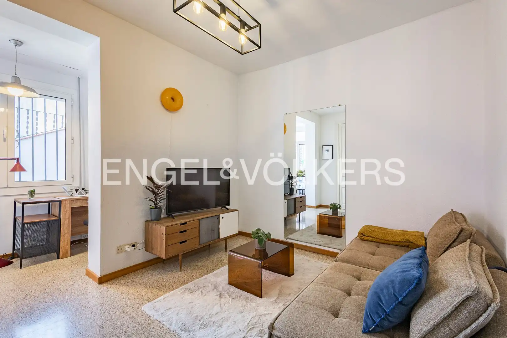Wohnzimmer von Wohnung zum Verkauf in Barcelona mit Klimaanlage, Heizung und Terrasse