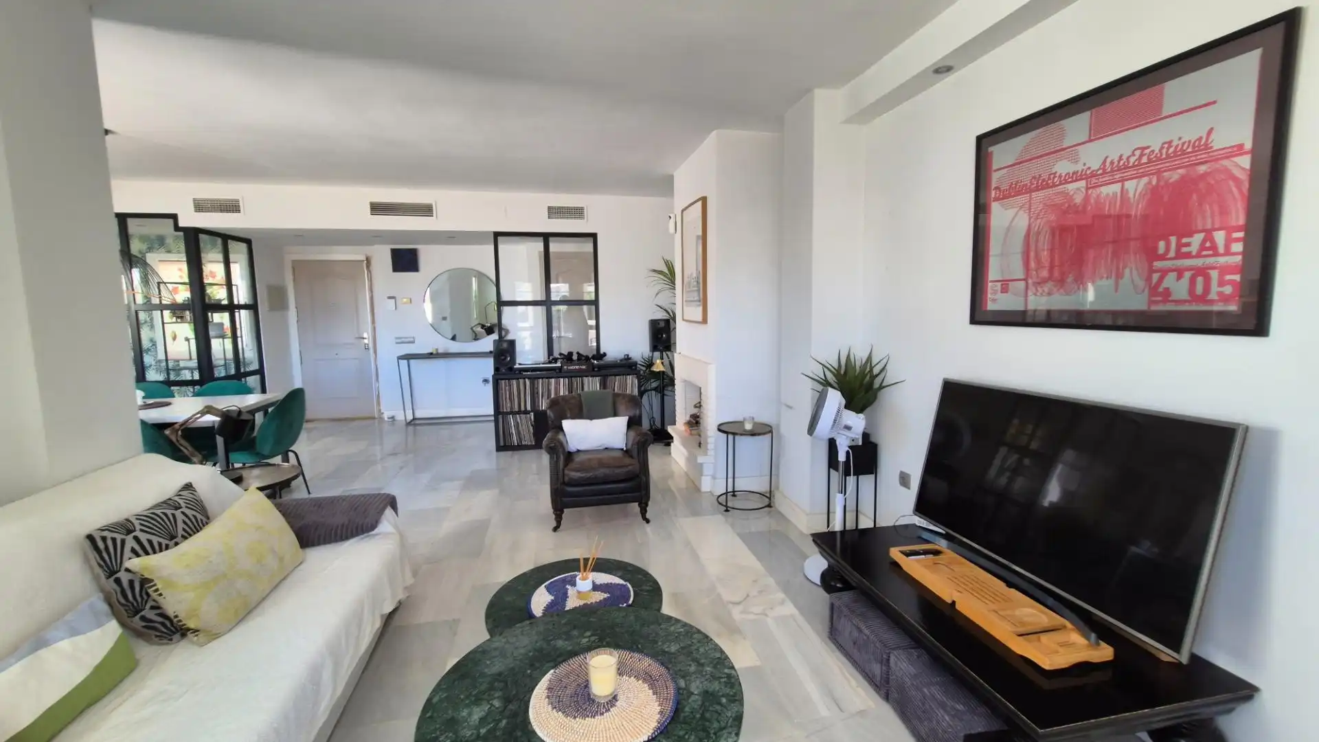 Sala d'estar de Apartament en venda en Nueva Andalucía