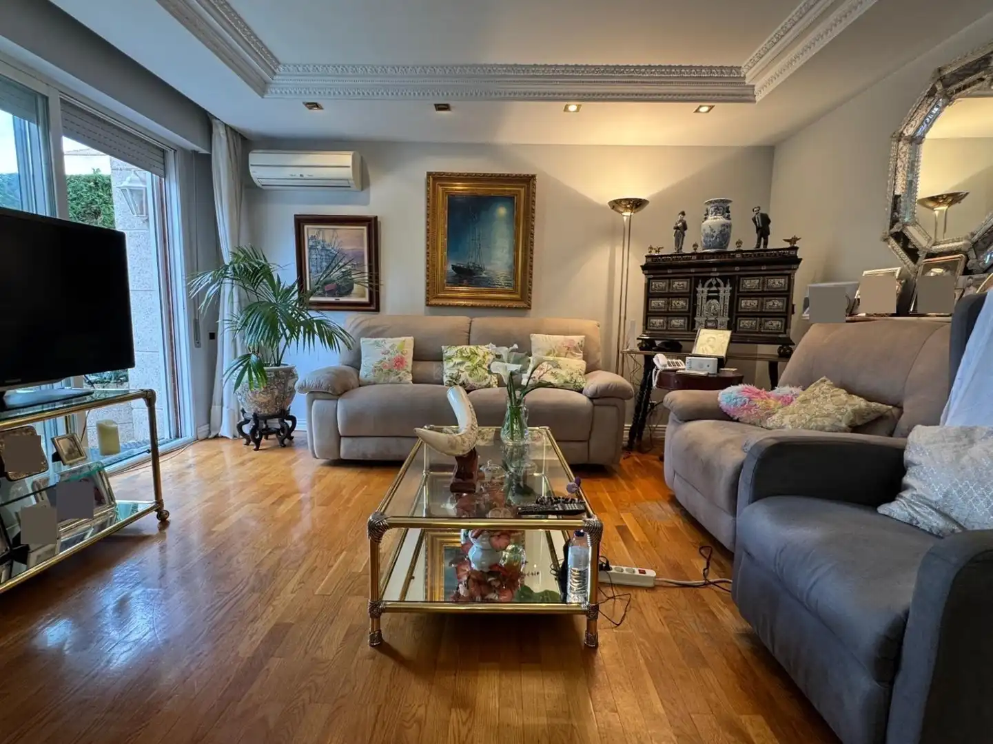 Wohnzimmer von Haus oder Chalet zum Verkauf in  Logroño mit Klimaanlage, Heizung und Privatgarten