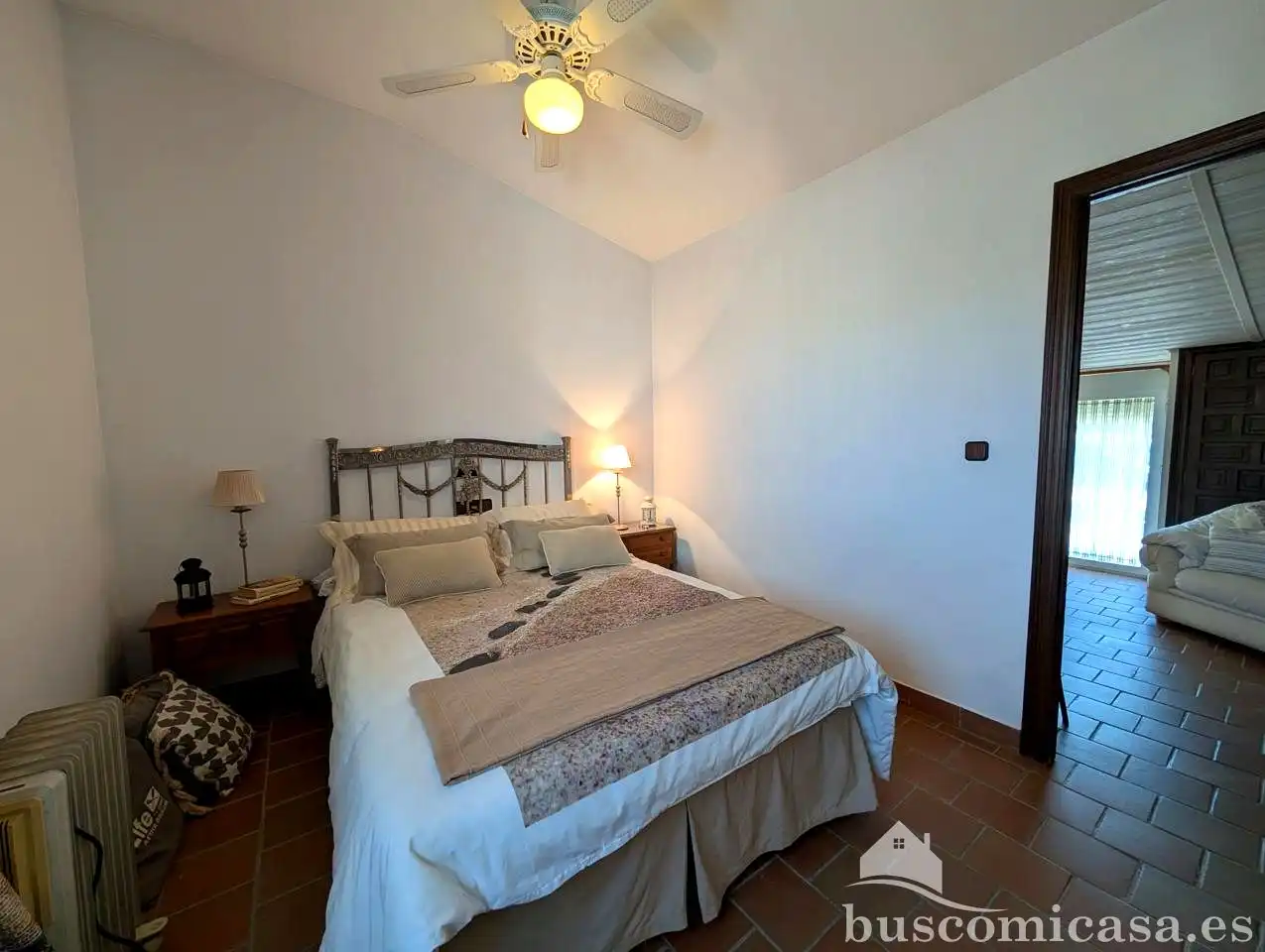 Habitación de Dúplex en venta en Linares con Aire acondicionado, Terraza y Trastero