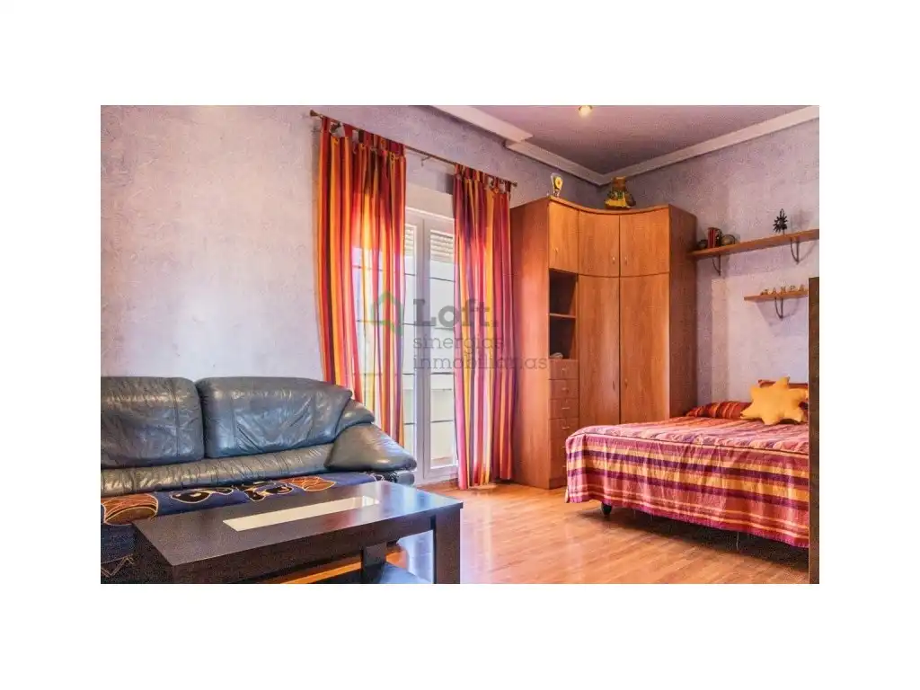 Habitación de Casa o chalet en venta en Badajoz con Aire acondicionado, Calefacción y Jardín privado