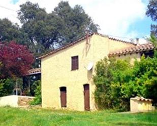 Vista exterior de Finca rústica en venda en Santa Coloma de Farners amb Jardí privat, Parquet i Piscina