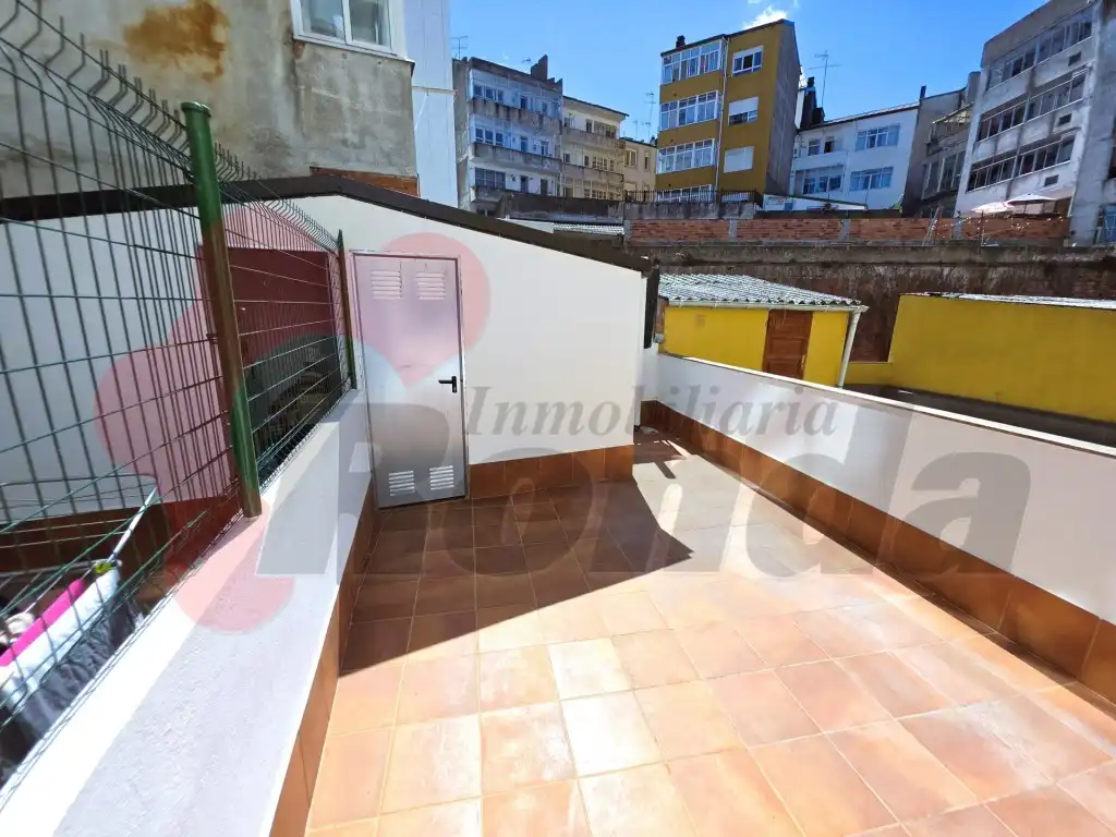 Terrasse von Wohnungen zur Miete in Lugo mit Möbliert