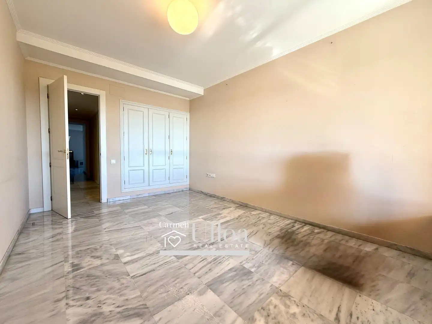 Dormitori de Apartament en venda en Alicante / Alacant amb Aire condicionat, Calefacció i Jardí privat