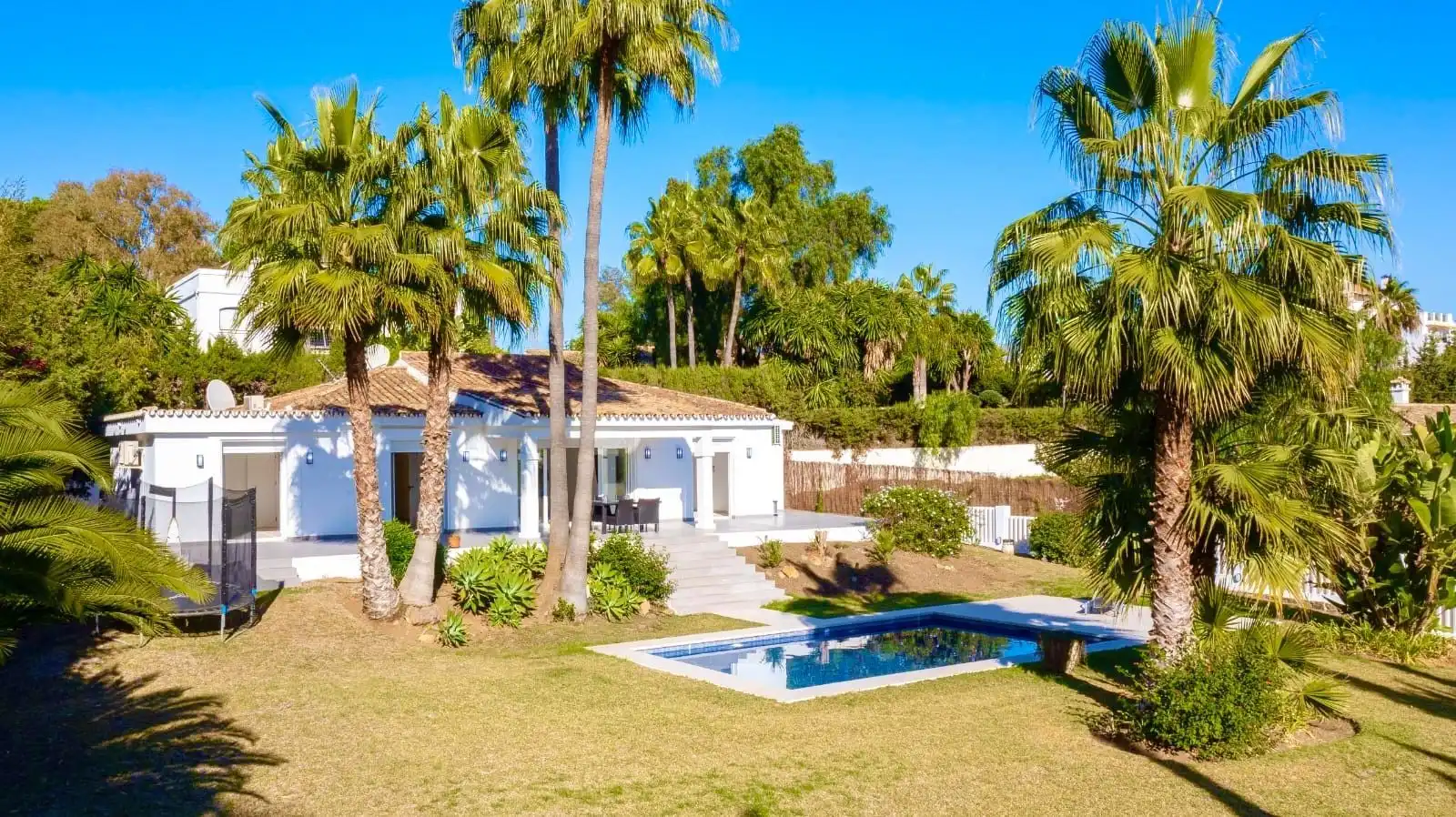 Chalet con piscina en venta en Avenida de las Golondrinas, imagen 18