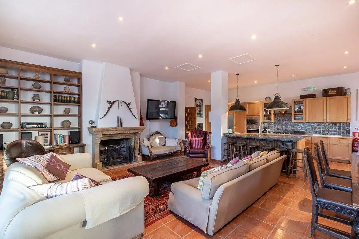 Wohnzimmer von Haus oder Chalet zum Verkauf in Alcalá la Real mit Klimaanlage, Heizung und Terrasse