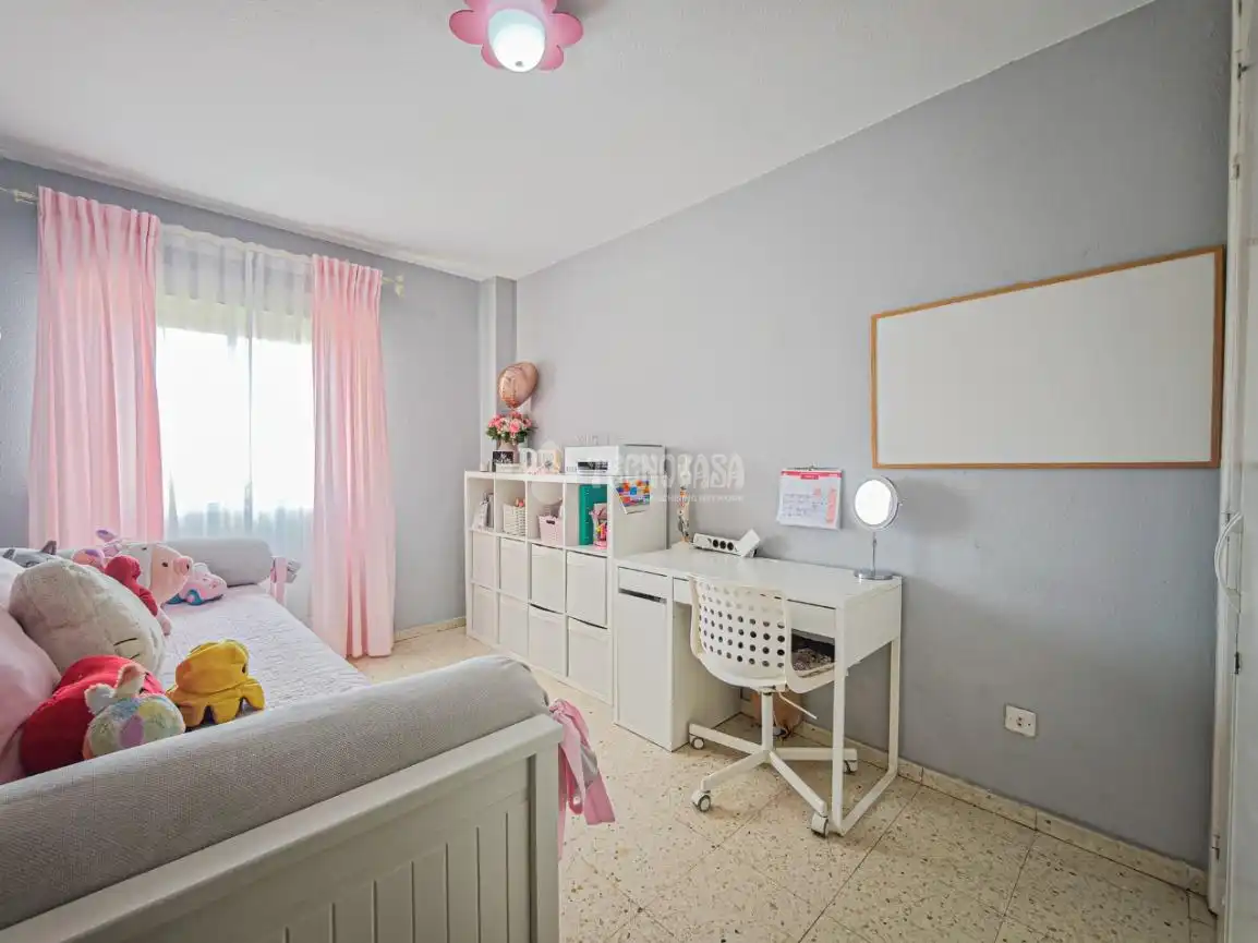 Habitación de Ático en venta en Arona