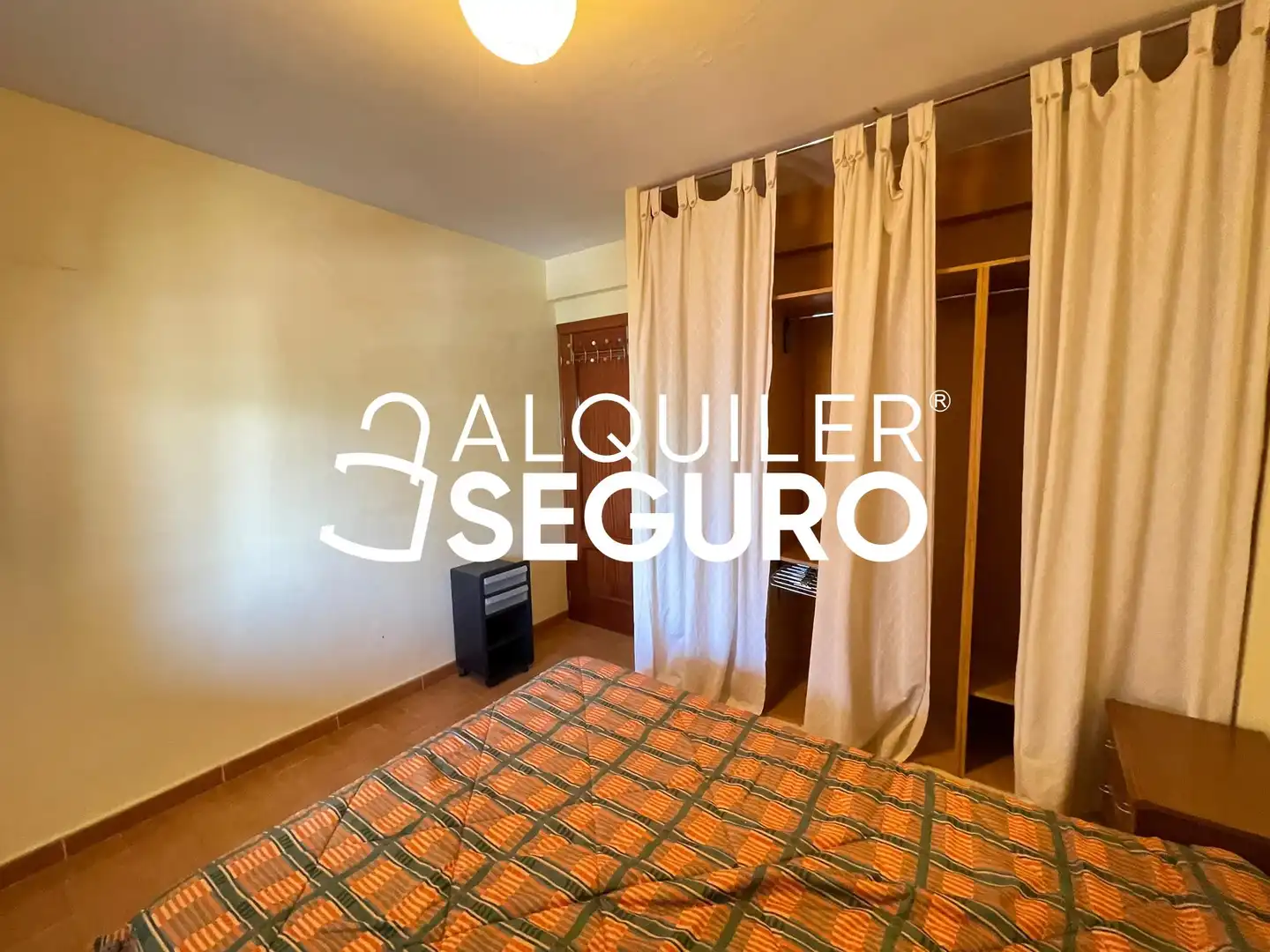 Habitación de Piso de alquiler en Madrid con Aire acondicionado, Calefacción y Terraza