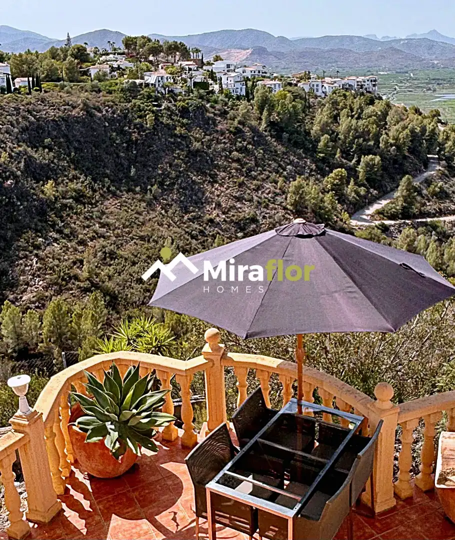 Chalet con piscina en venta en Calle los Almendros, imagen 52