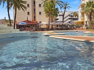 Studio mit Pool zum Verkauf in Las Marinas / Les Marines