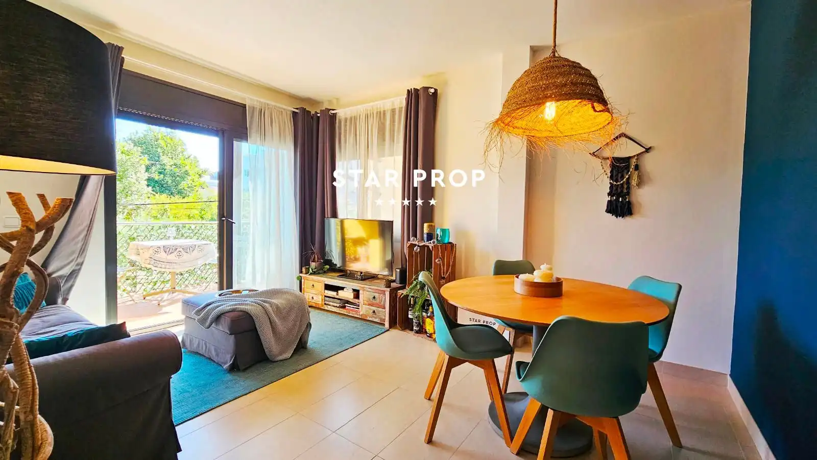 Außenansicht von Wohnung zum Verkauf in Llançà mit Heizung, Terrasse und Möbliert