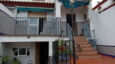 Foto 2 de Casa adosada en venta en Calle Gladiolo, Cavaleri, Mairena del Aljarafe