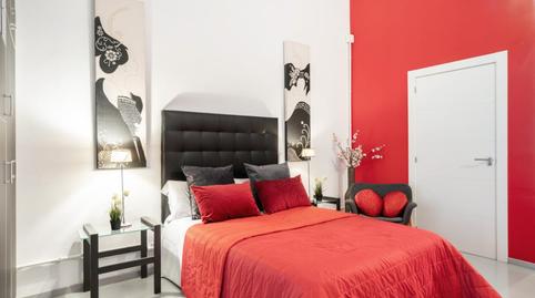 Foto 2 de Estudio de alquiler en Pueblo Nuevo, Madrid
