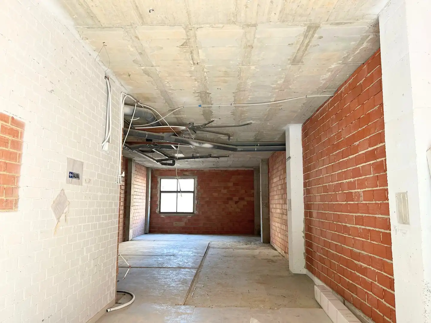 Local comercial en alquiler en Comare Pilar Martí Hernández 9, imagen 3