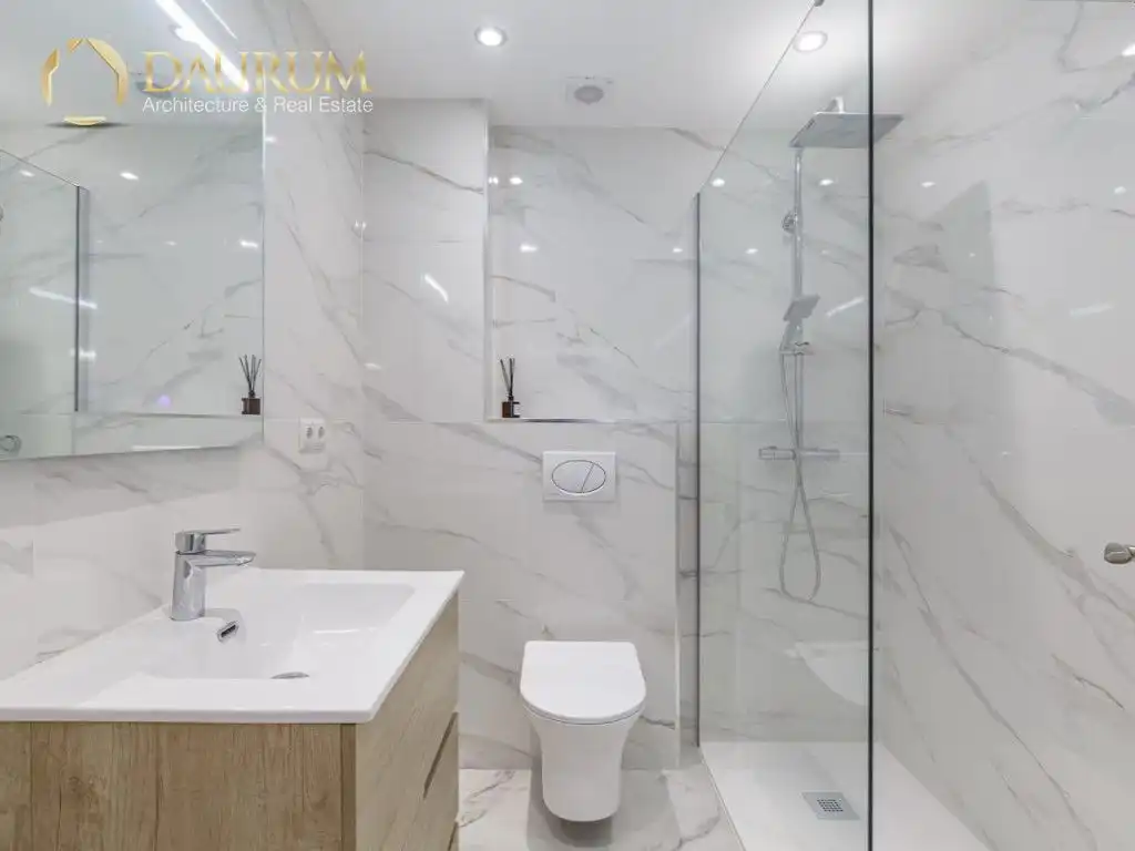 Baño de Dúplex en venta en Marbella con Aire acondicionado, Calefacción y Terraza
